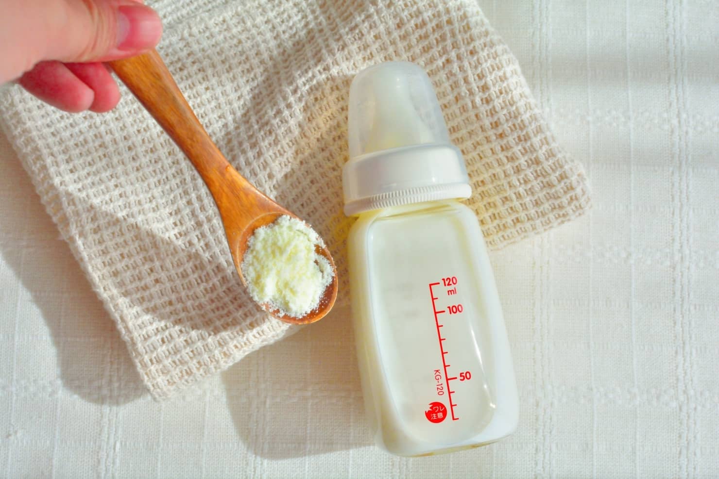 赤ちゃんの哺乳瓶の選び方 いつまで使う 消毒は毎回必要 人気のピジョンなど おすすめ5選 はいチーズ Clip