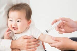 【任意接種】赤ちゃんの予防接種はいつから？　任意接種は何種類あるの？